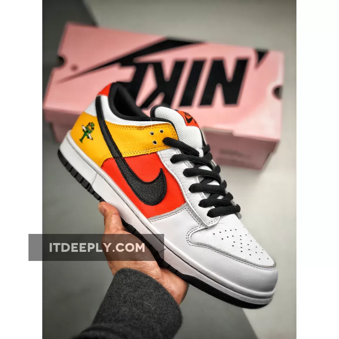 Nike SB Dunk Low 'Home Raygun' 304292-802 New Releases