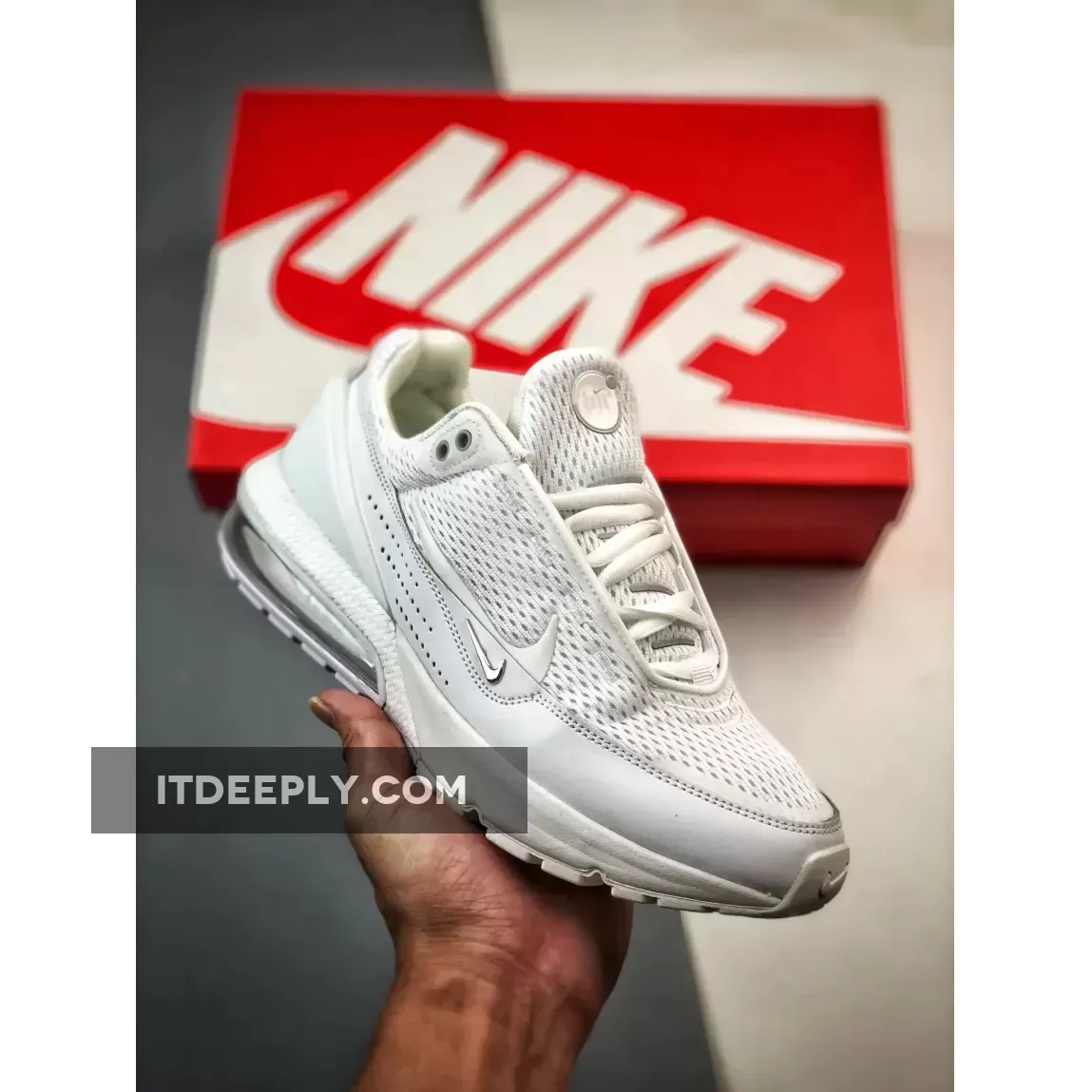 Nike Air Max Pulse White/Metallic Silver DR0453-101