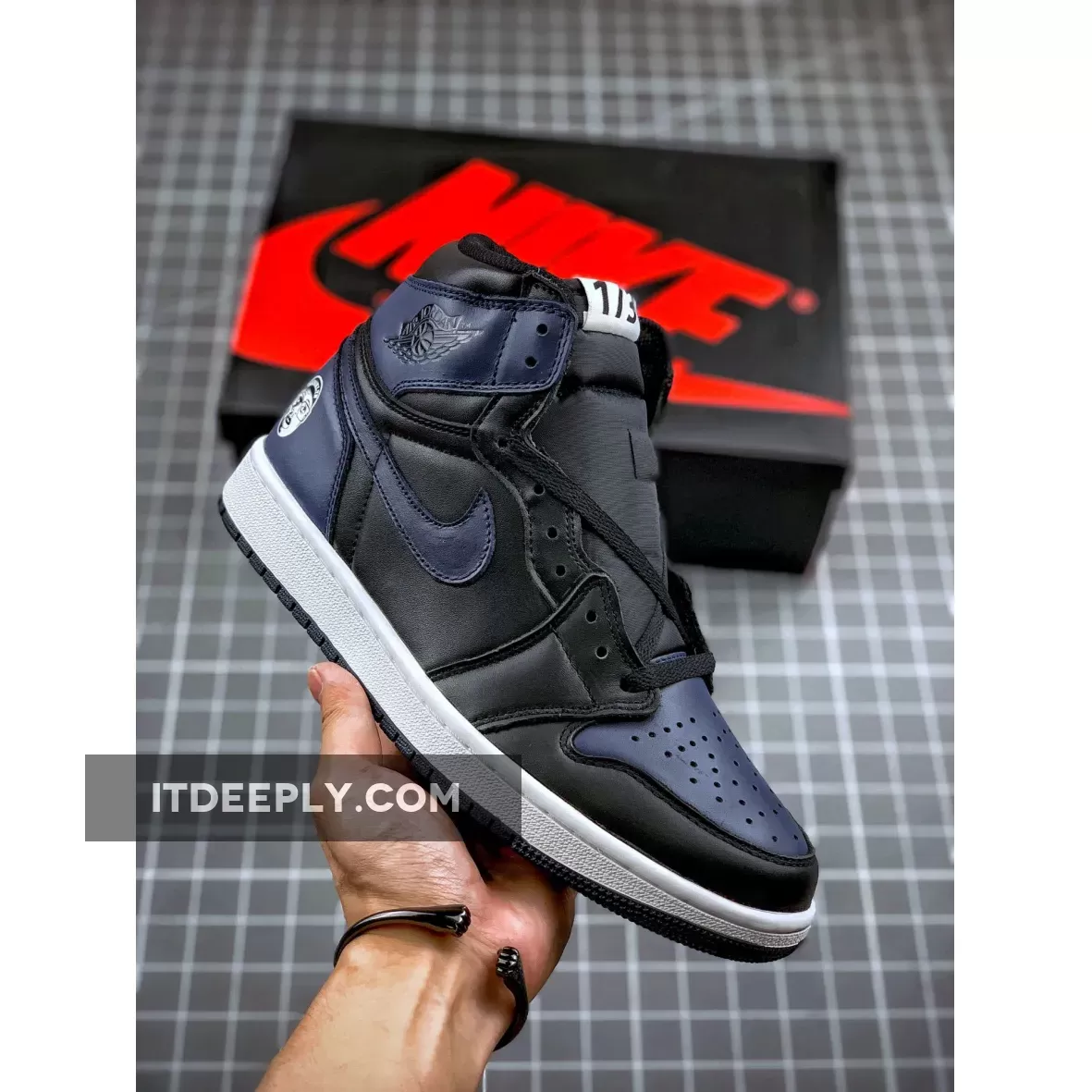 Spike Lee x Air Jordan 1 Retro High OG Midnight Navy/Black-White / spike lee jordan 1