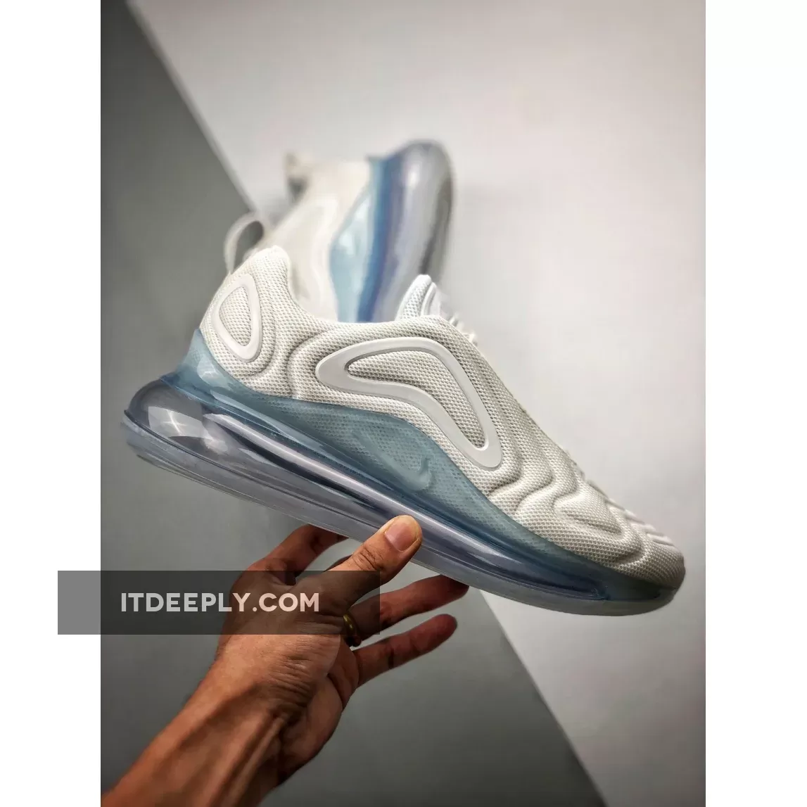 Nike Air Max 720 Metallic White AO2924-100 air max 720 white platinum