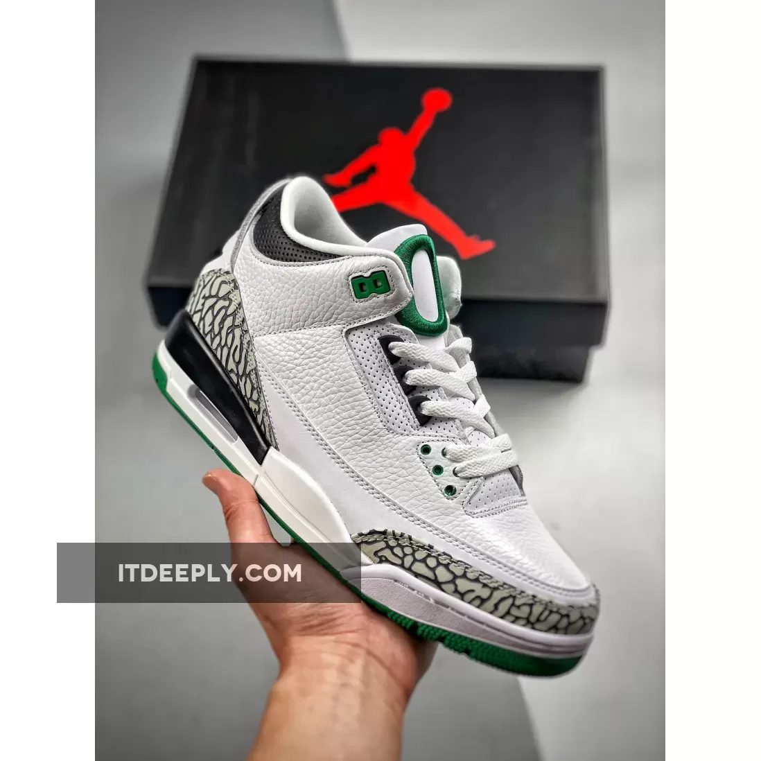 Air Jordan 3 Retro Oregon Ducks Pit Crew White Black Green | oregon duck 3